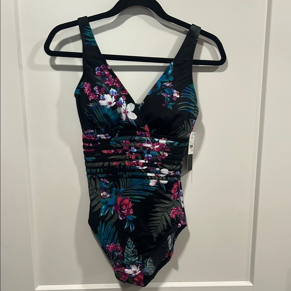Aquagreen Floral Print Women's Swimwear - Picture 6 of 9